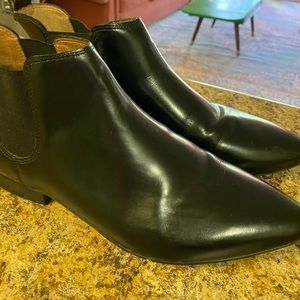 Madewell Black Leather Chelsea Boots Size 9